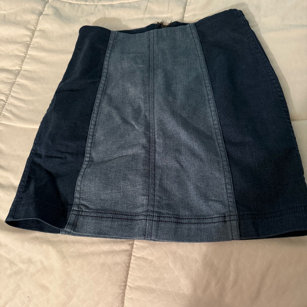 Free People Two-Toned Denim Mini Skirt Body Con Woman’s 4